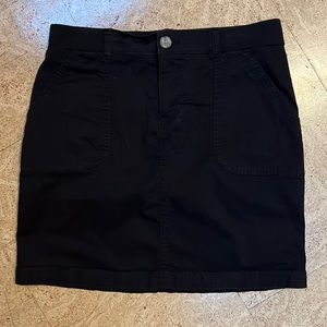 Lee Riders black midrise skirt size 6
